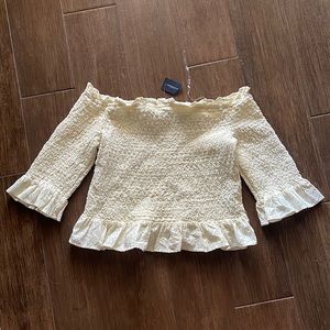 Large off shoulder AEO crop